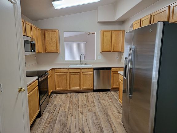 5th image of 25818 N 65th Ave