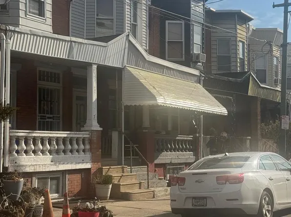 2317 Morris St, Philadelphia, PA 19145