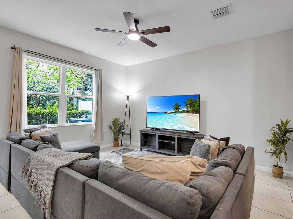 1st image of 6340 Sailpointe Lane