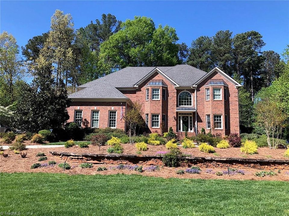 1st image of 910 Troublesome Creek Dr