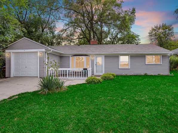 233 Sauk Trl, Park Forest, IL 60466