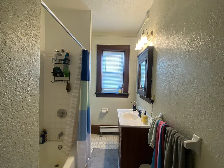 169 Victoria St N #1 — Photo 18