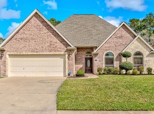 102 Remington Cir, Lumberton, TX 77657