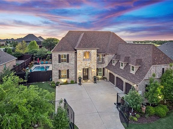 5th image of 2281 Sussex Ln