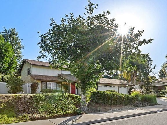 3rd image of 6140 Windemere Way