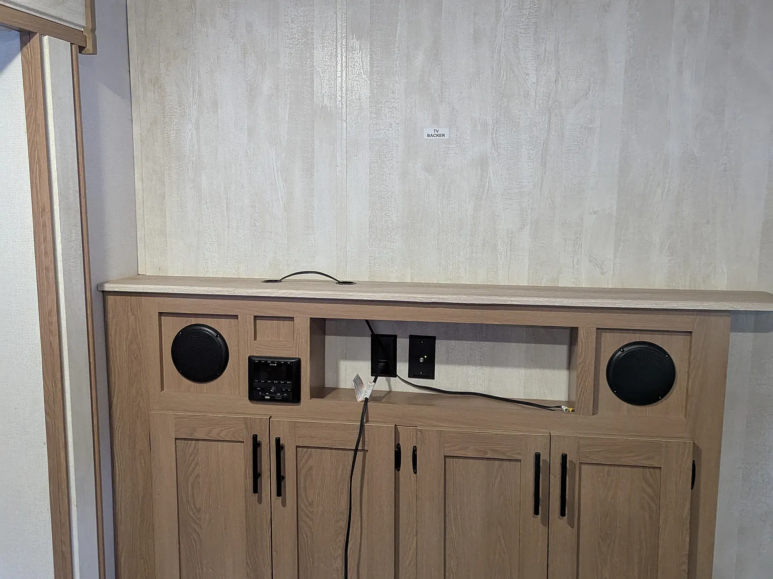 1 bed, 200 sqft, $900 — Photo 3