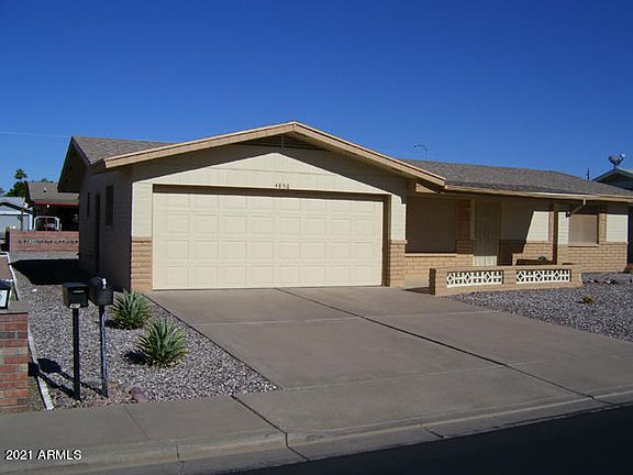 3rd image of 4856 E Crescent Ave
