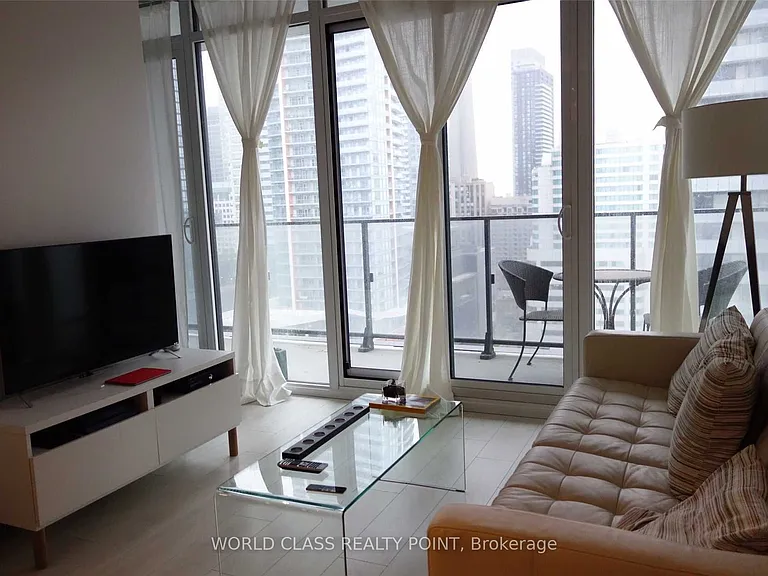 125 Peter St #1510 — Photo 4