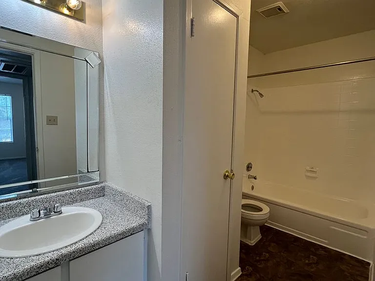 Cypresswood Apartments — Photo 17