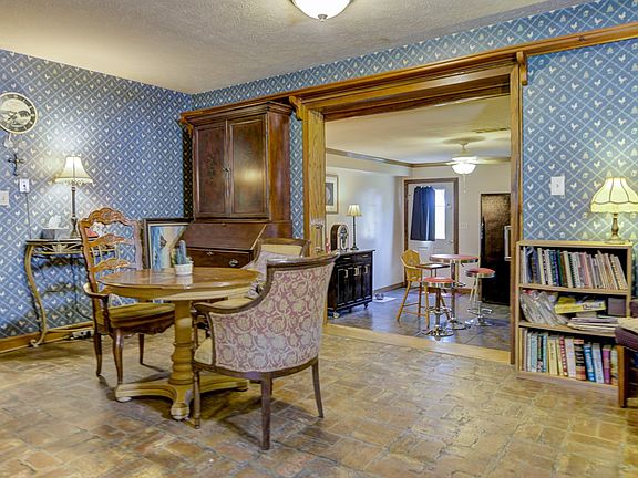 5th image of 489 Glass Rd