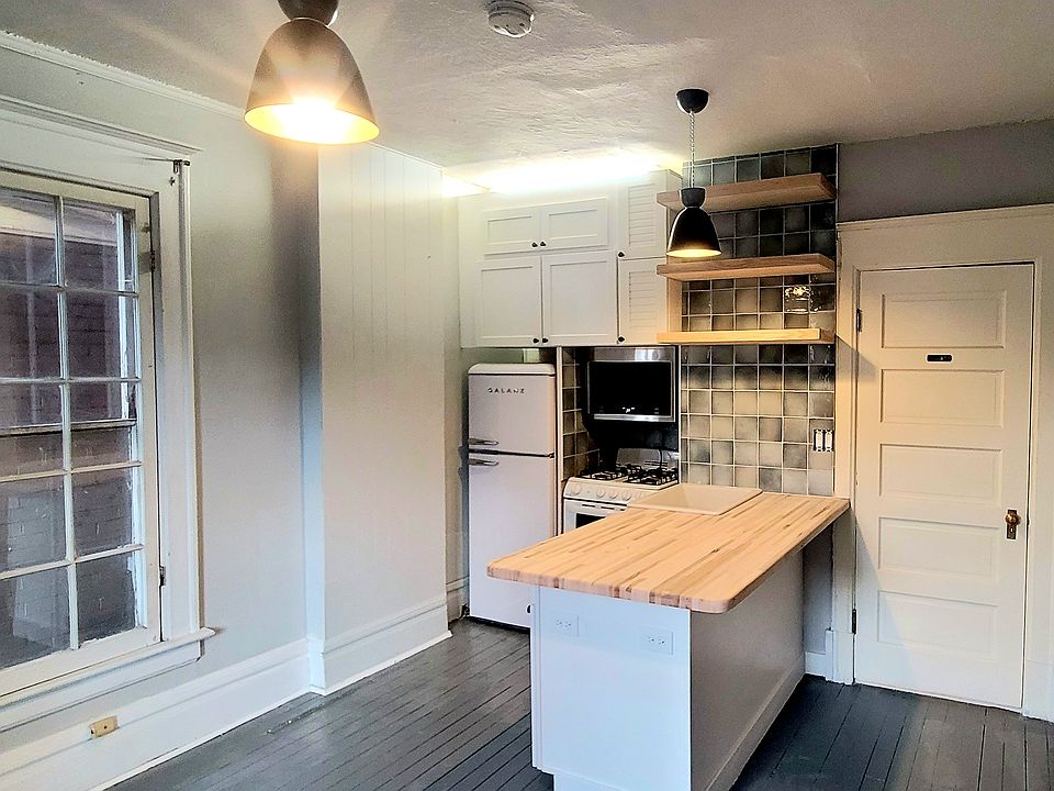 1st image of 1138 N Clarkson St #2A