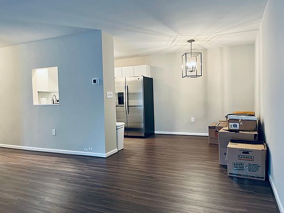 3rd image of 267 Melba St APT B7