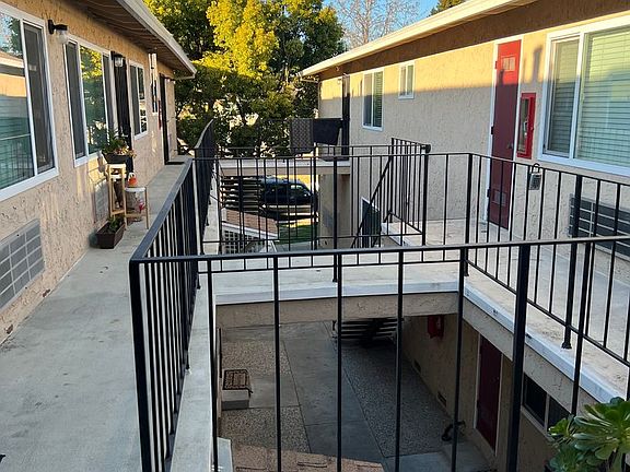 3rd image of 3030 Magliocco Dr APT 9