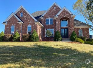12105 Greenbriar Blvd, Sellersburg, IN 47172
