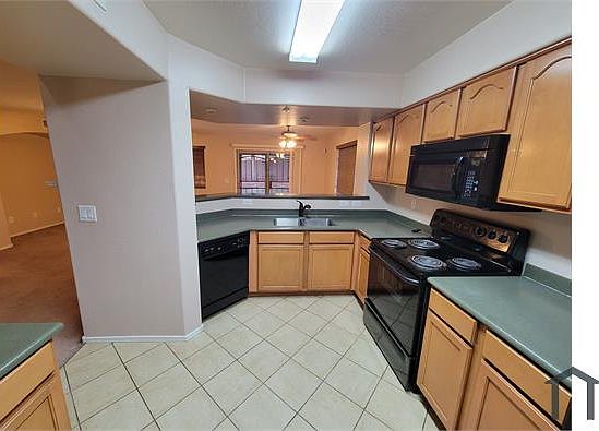 5th image of 617 S 114th Ave
