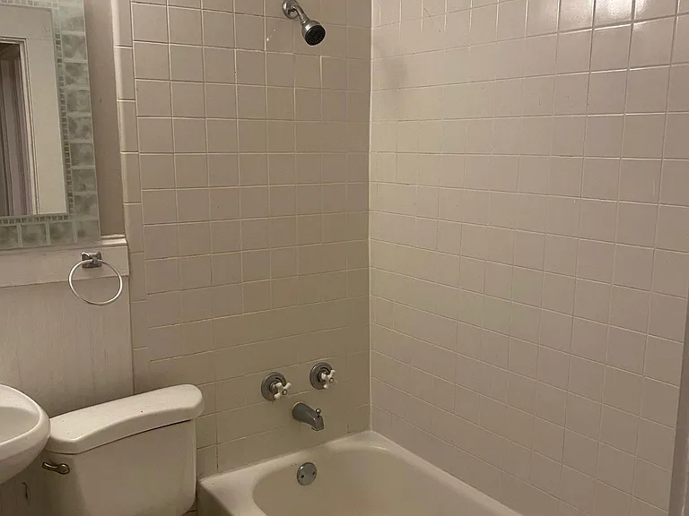 783 Frederica St NE #2 — Photo 10