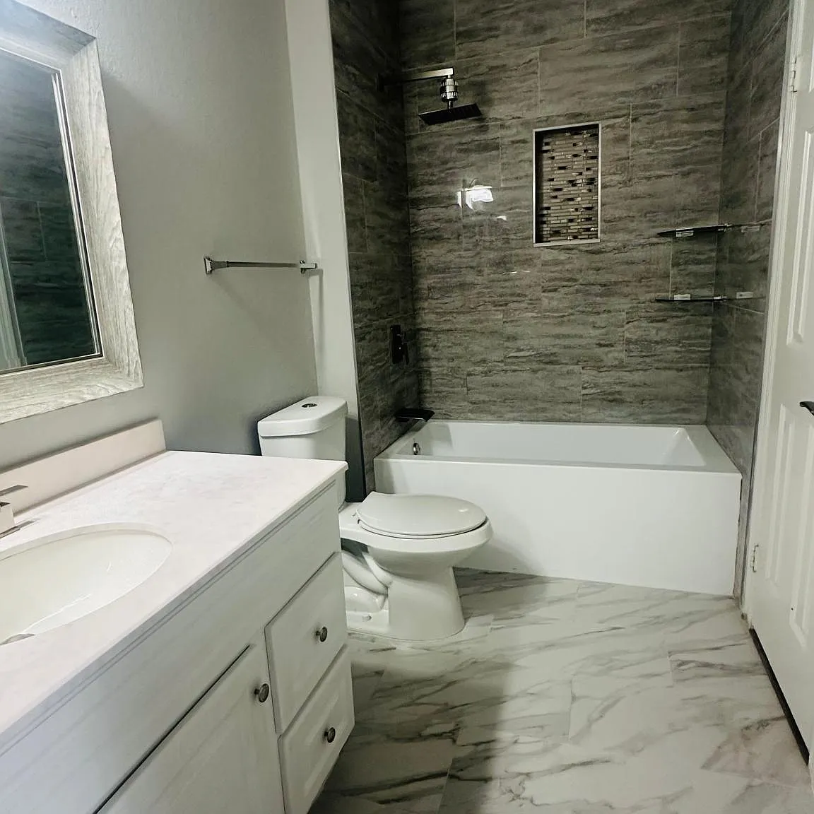 2586 Robert Trent Jones Dr — Photo 2