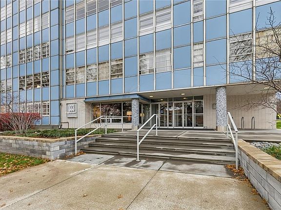 3rd image of 333 W Meyer Blvd APT 1104