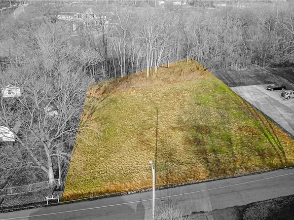 8818 N Main St, Kansas City, MO 64155