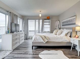 707 Annland St #B, Pickering, ON L1W1A9