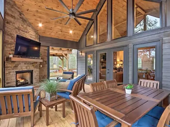 481 Hillsdale Dr, Ellijay, GA 30540