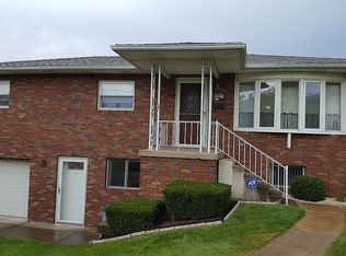 807 Church St, Moosic, PA 18507