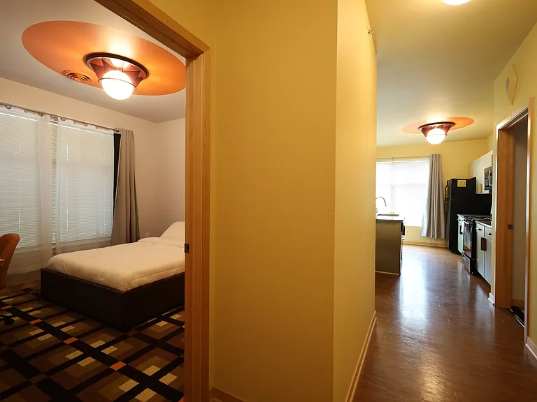 525 E Main St — Photo 103