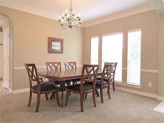 4th image of 12915 Regency Oak Ln