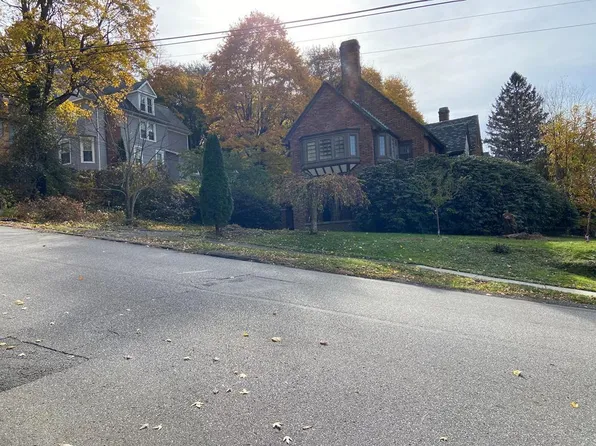 301 W 3rd St, Oil City, PA 16301