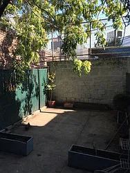 Rented by Flatiron Real Estate Advisors LLC