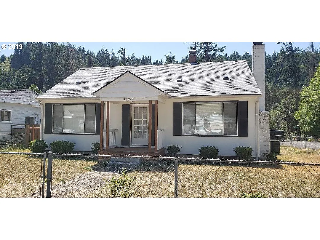 46812 Sunset Ave photo 1