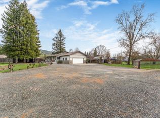 10450 Main Street, Potter Valley, CA 95469