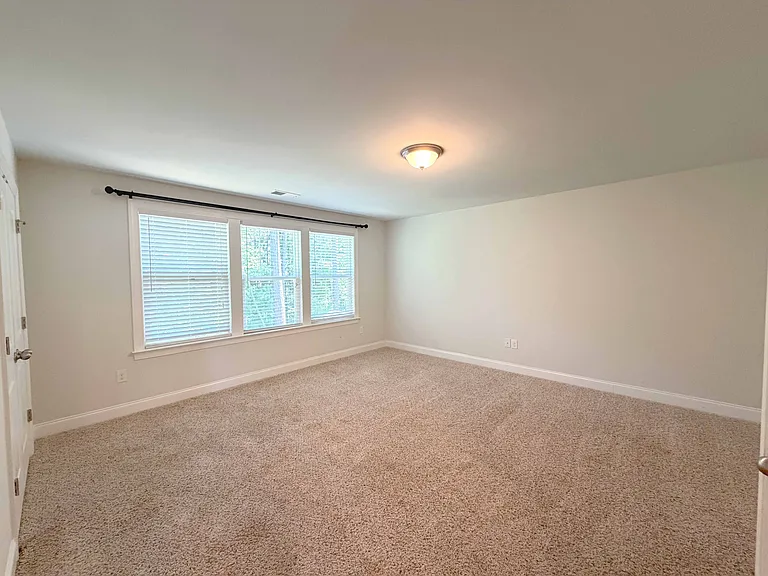 244 Holsten Bank Way — Photo 33