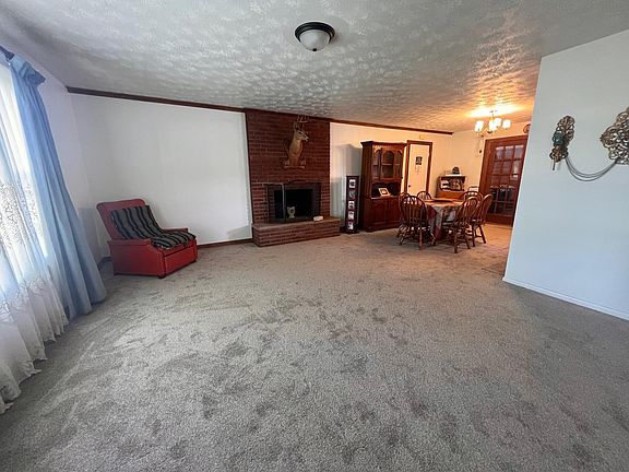 3rd image of 17 Township Road 1138