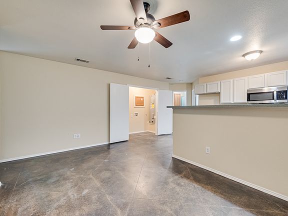 4th image of 1233 & 1237 Village Garden Dr #1233