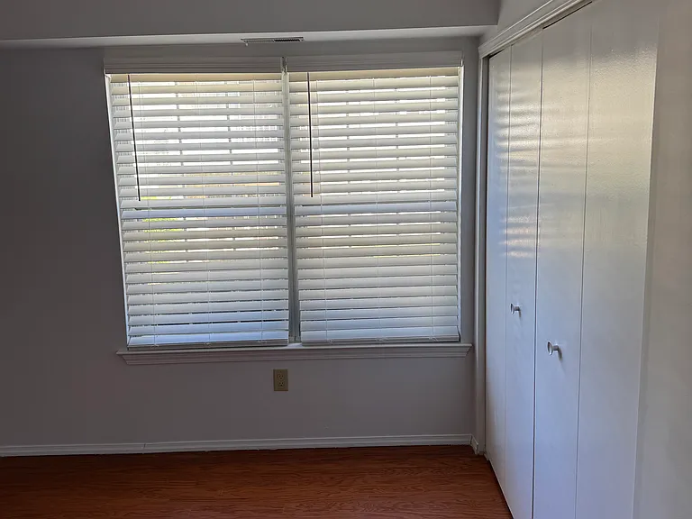 311 Society Pl — Photo 42