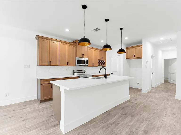 11403 Alcott Dr — Photo 13