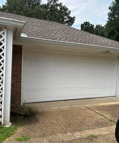 1042 N Azalea Dr — Photo 18