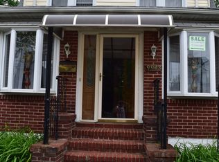 9948 211th Pl, Queens Village, NY 11429