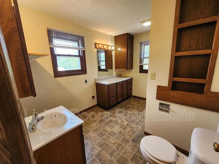 2601 N 58th St #3 — Photo 15
