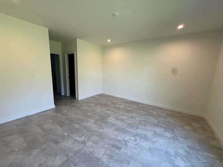 4807 Sabrina Ter — Photo 5