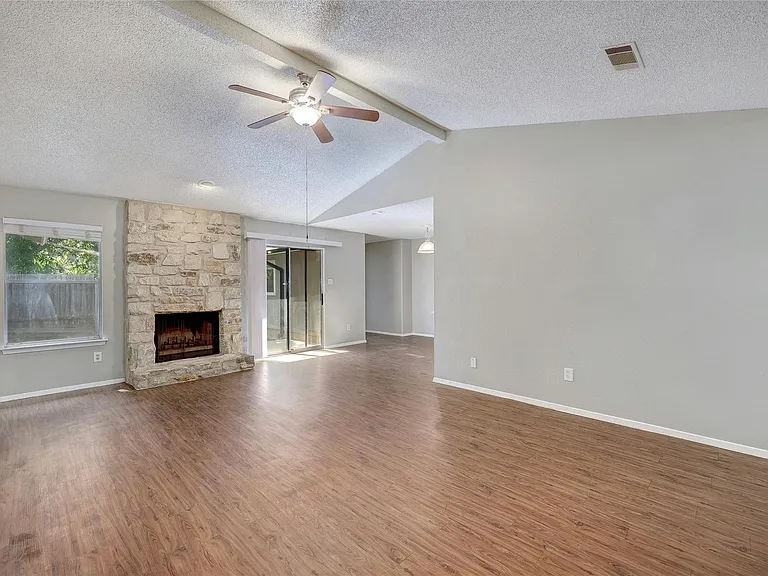 12601 Europa Ln — Photo 6