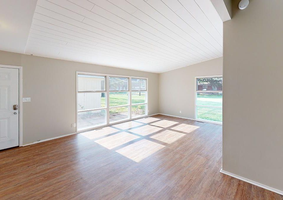 1st image of 1408 W Ashland Ave