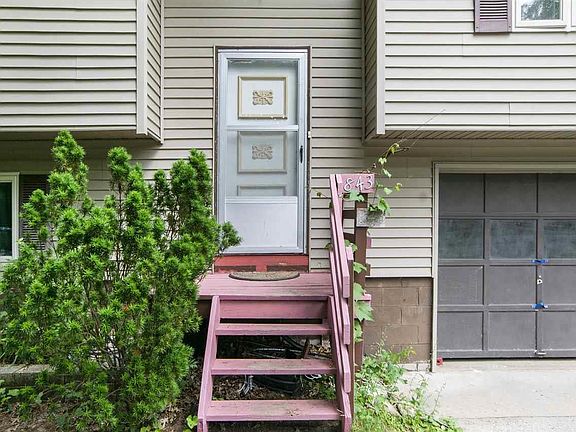 2nd image of 843 Avenue D