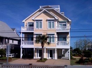 1600 Lumina Ave N #B, Wrightsville Beach, NC 28480