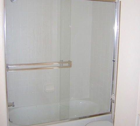 5th image of 307 Montana Ave APT 205C