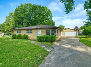 2617 W Bainter Ln, Peoria, IL 61615