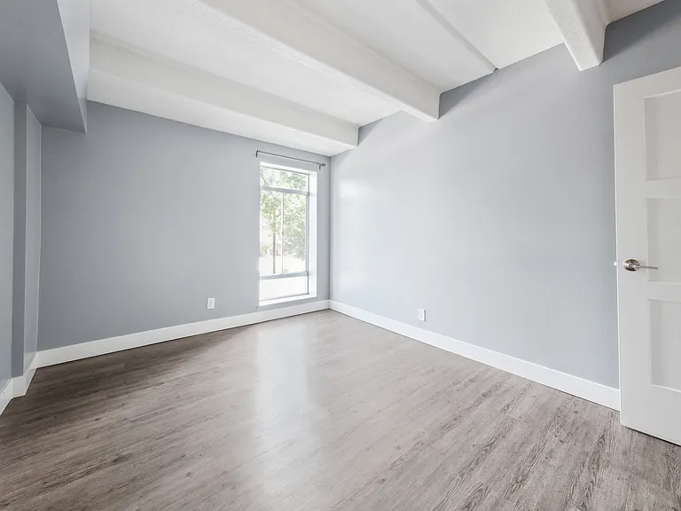 Luxe Tower apartments — Photo 66