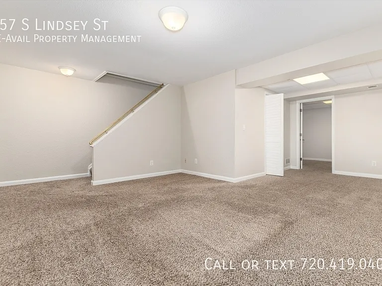 157 S Lindsey St — Photo 42