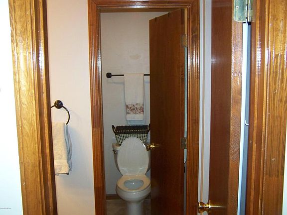 5th image of 1826 Sheraton Lakes Cir